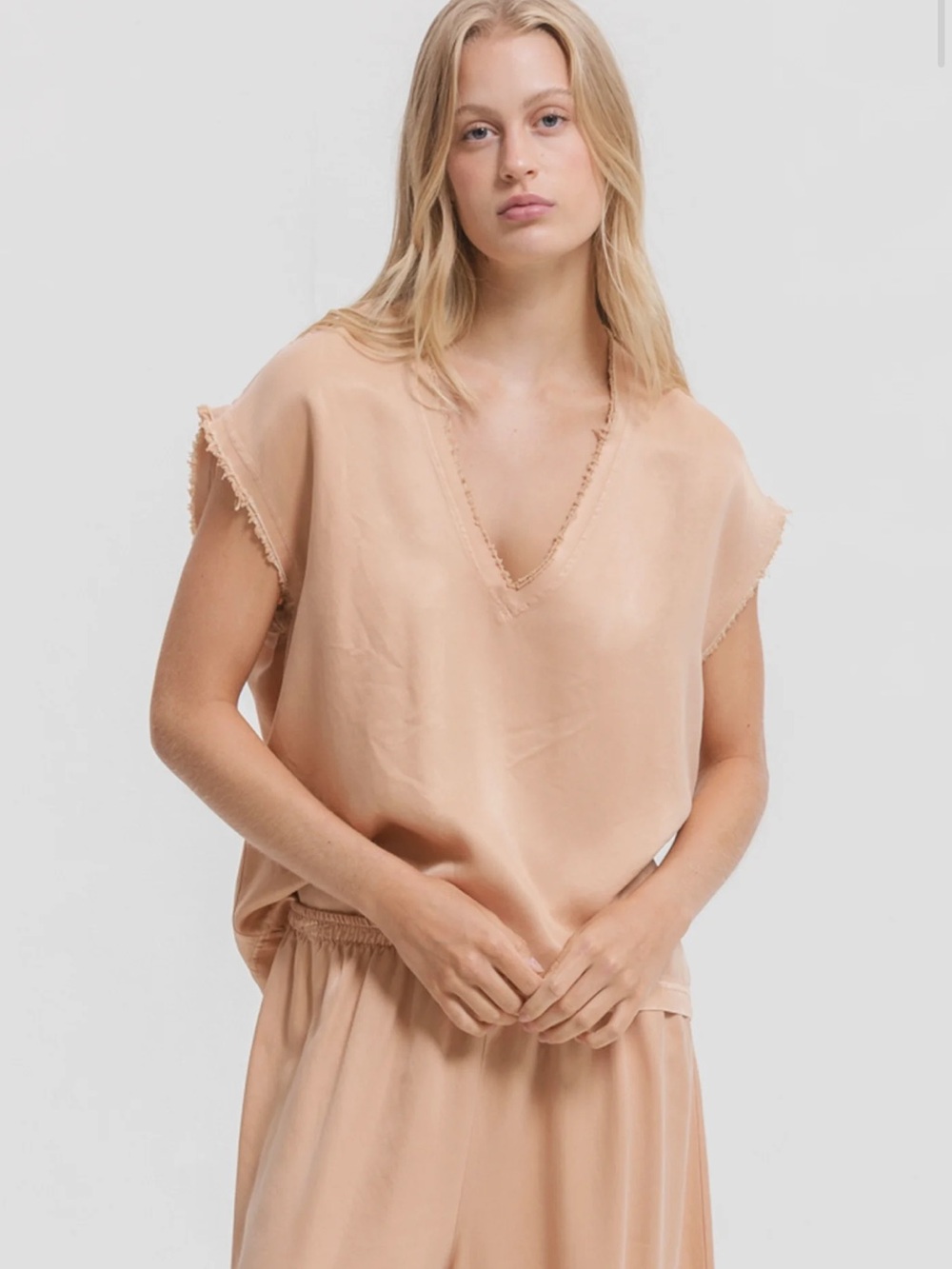 Cali Dreaming James Tee Raw Edge Peach Top size large